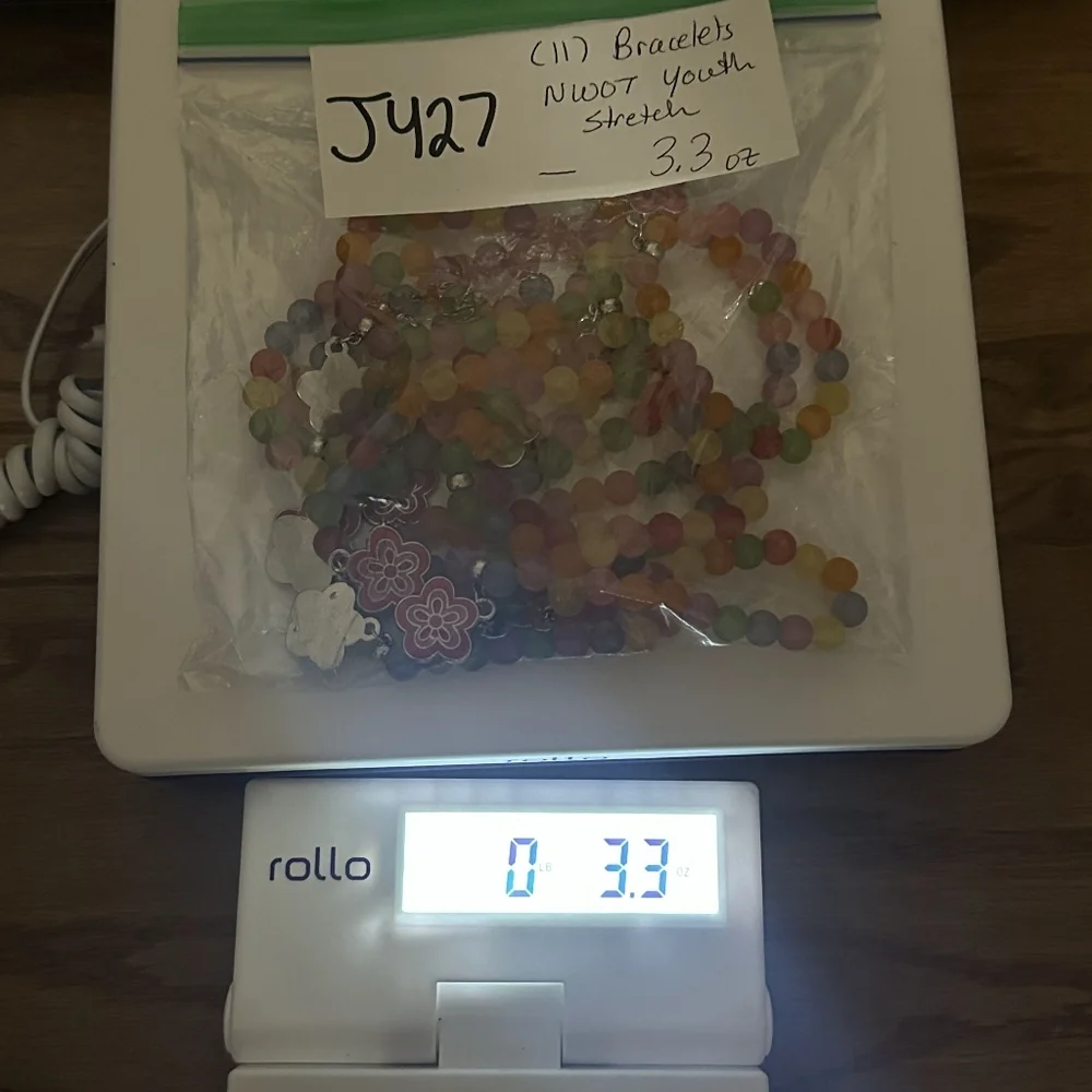 J427 Bulk Bundle of 11 NWOT Youth Stretch Bracelets